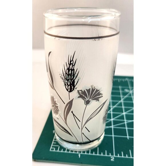 Libbey Silver Wheat Frosted 4 Oz Juice Glass  USA Vintage Design Glassware Colle - Picture 3 of 7